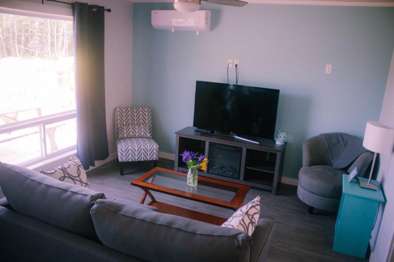 פרום Hidden Acres Cottages מראה חיצוני תמונה